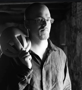 Photo of author Robert Thier